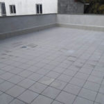 instalación de baldosas exteriores