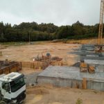 Hormigonera trabajando en cimentación